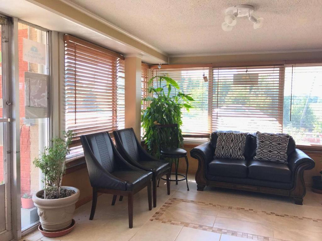 Americas Best Value Inn & Suites Macon At Sunset Dr Екстер'єр фото
