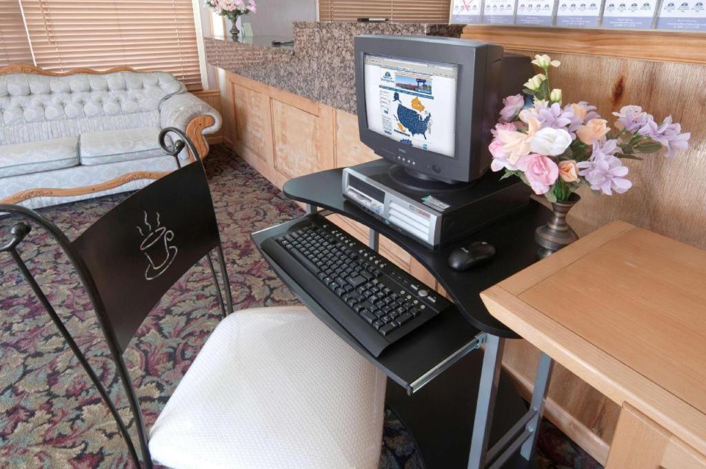 Americas Best Value Inn & Suites Macon At Sunset Dr Екстер'єр фото