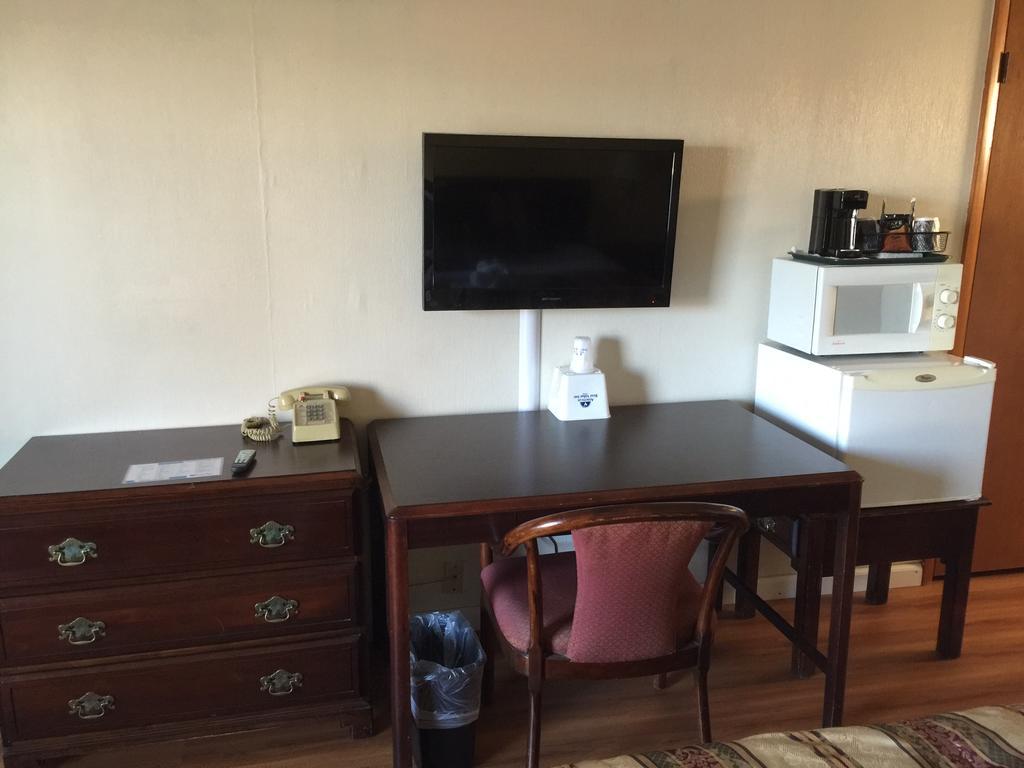 Americas Best Value Inn & Suites Macon At Sunset Dr Екстер'єр фото