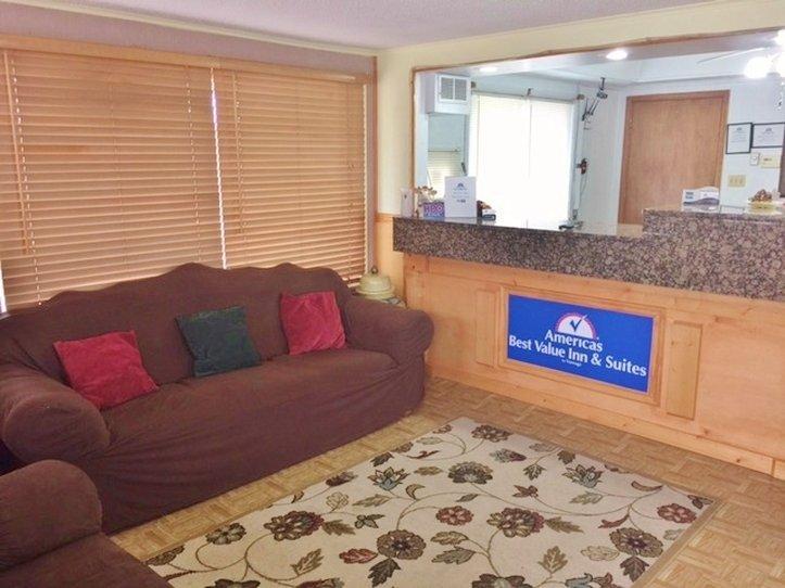 Americas Best Value Inn & Suites Macon At Sunset Dr Екстер'єр фото
